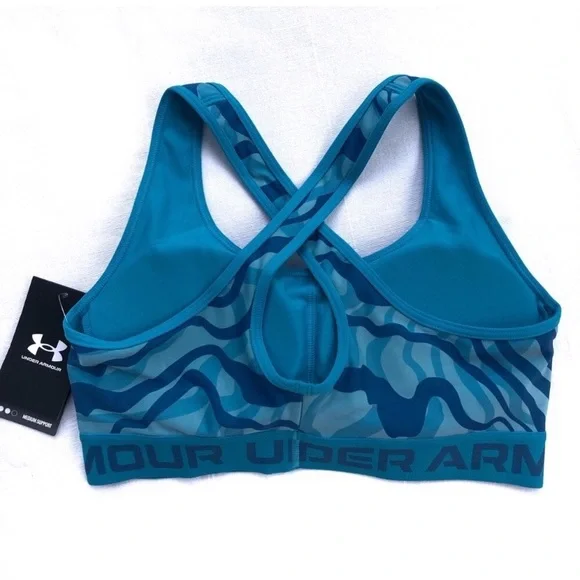 Under Armous sports bra - Picture 3 of 3
